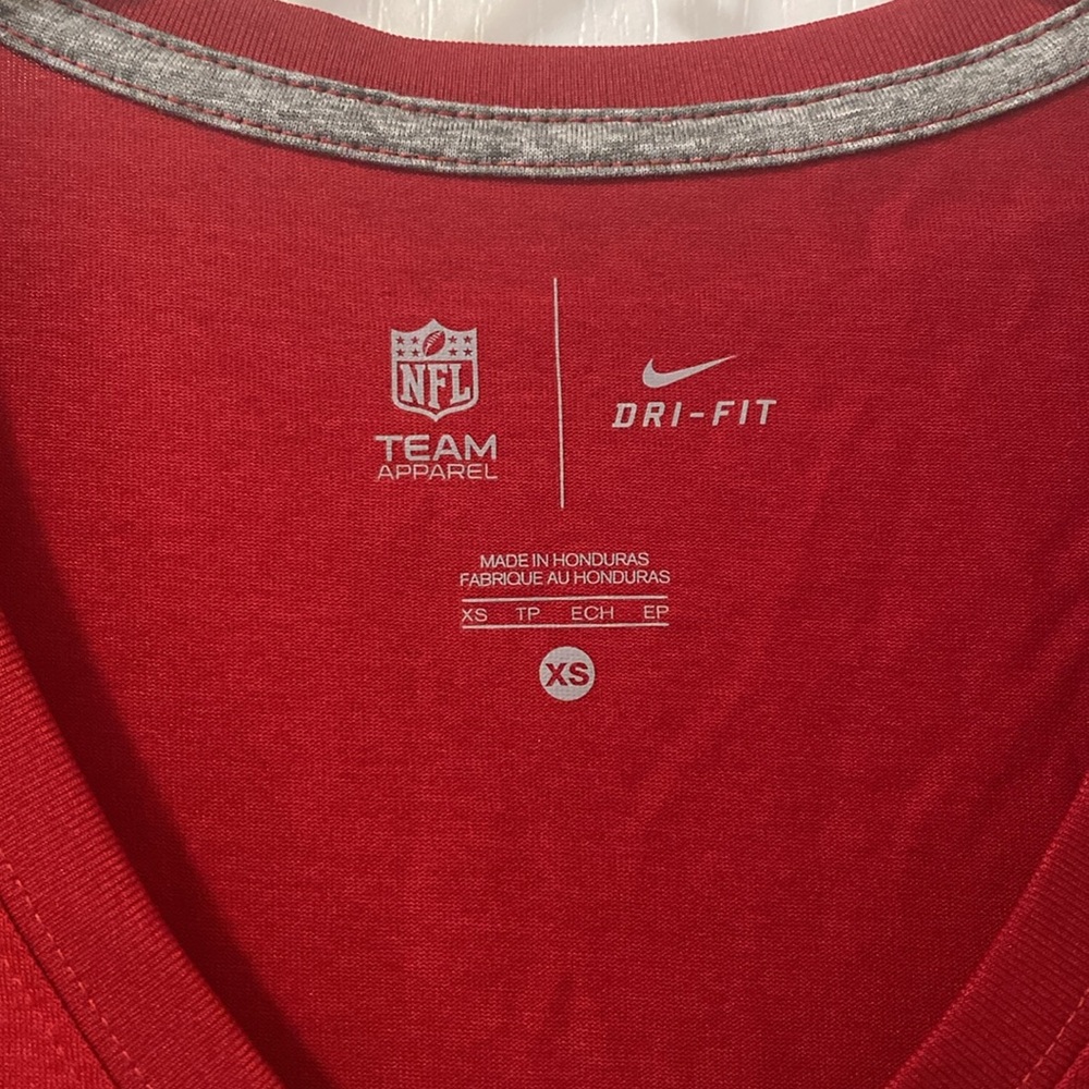 Nike Women's "Giants Football" Dri-Fit Short Sleeve Tee in Red (XS) - Picture 3 of 4